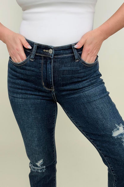 Judy Blue Mid-Rise With Destroy Hem Crop Straight Jeans