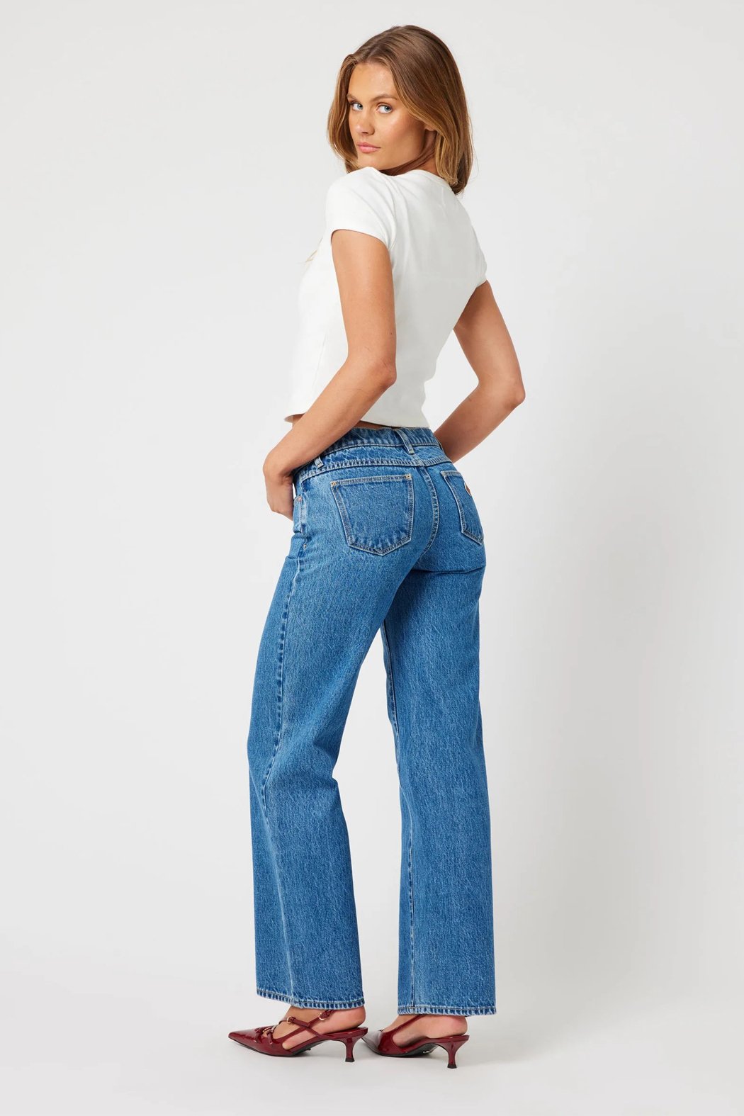 99 Low And Wide Chantell