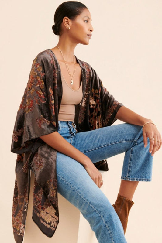 Claudette Burnout Velvet Kimono