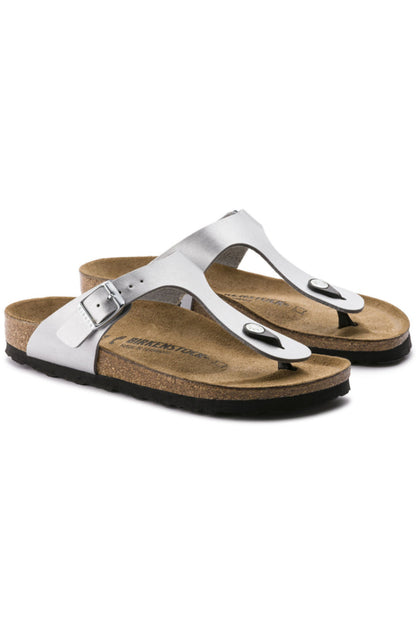 Birkenstock Narrow Width Gizeh in  Silver