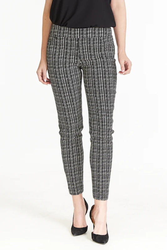 BLACK/WHITE GRID PRINT PULL ON PANT