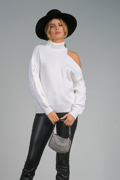 Cut Out Shoulder