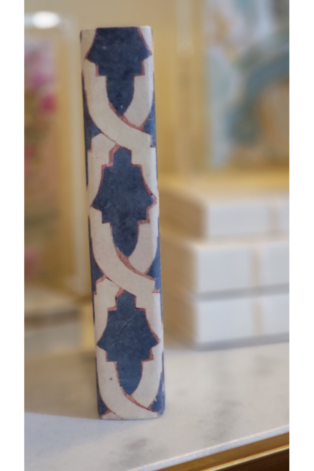 DECORATIVE BOOKS BLUE/WHITE