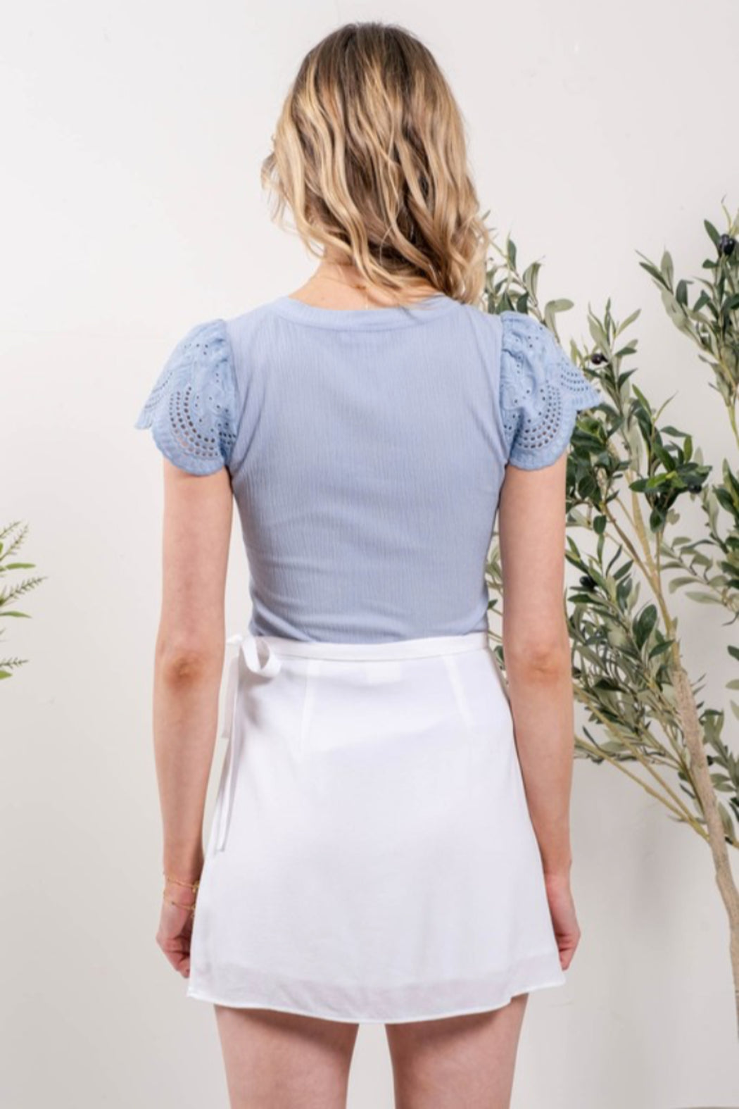 Eyelit Contrast Sleeve Top