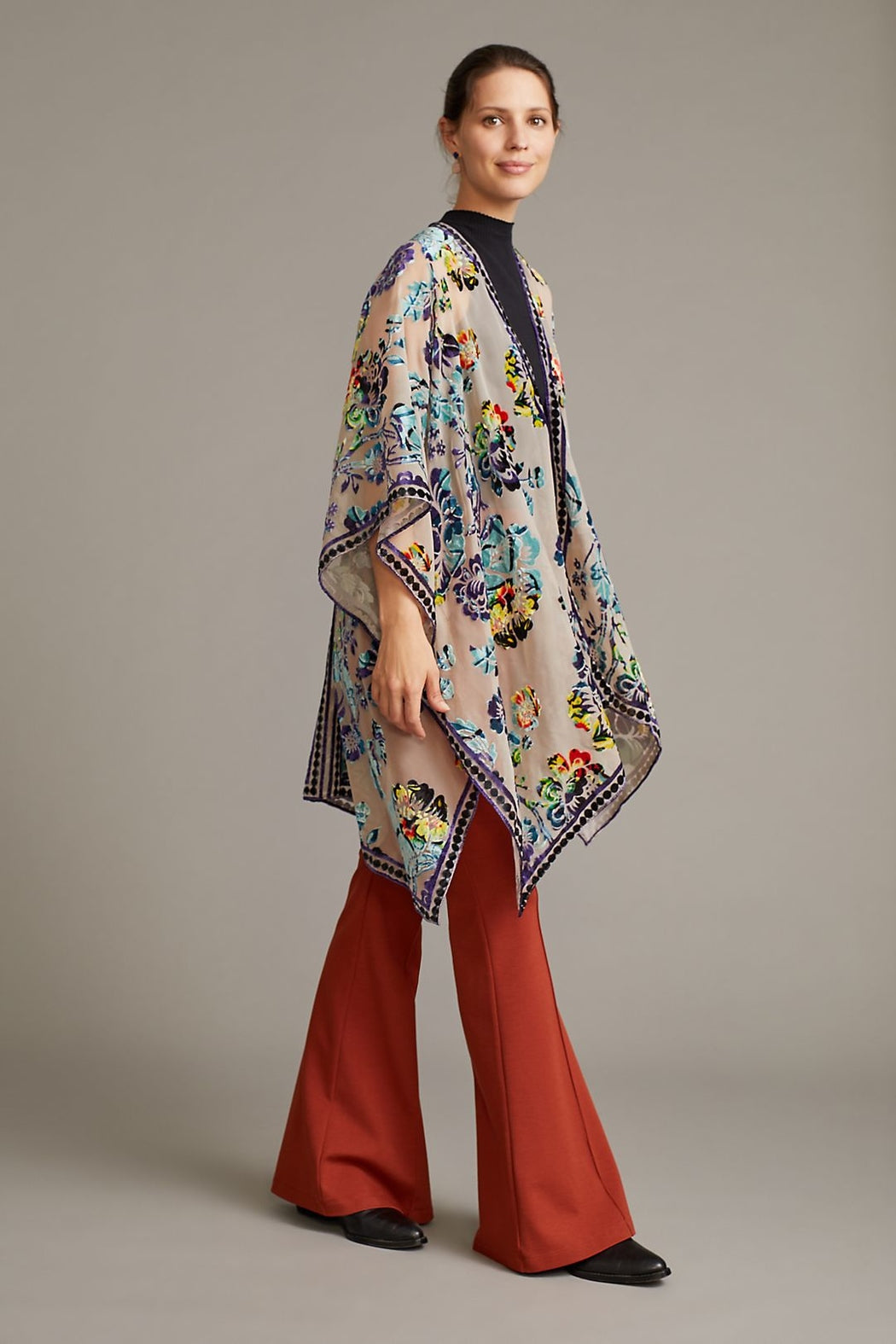 Muse Burn Out Velvet Kimono