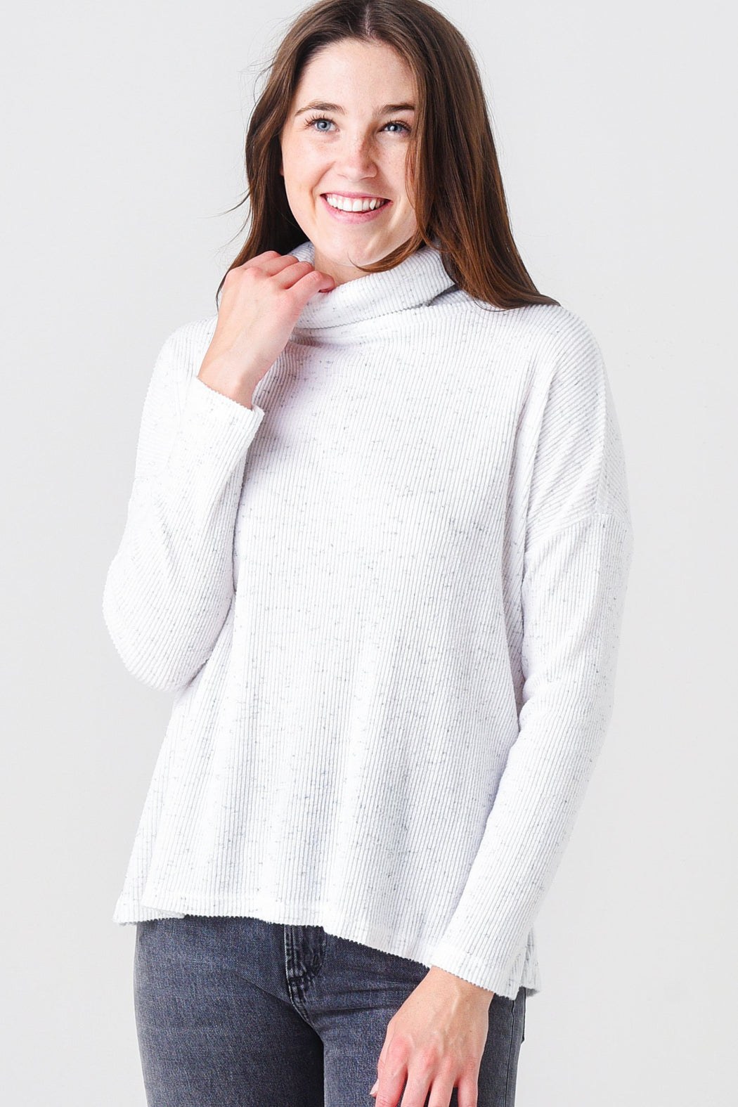 Fuzzy Flecke Fleece Cowl Neck