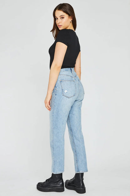 Nellie Tee