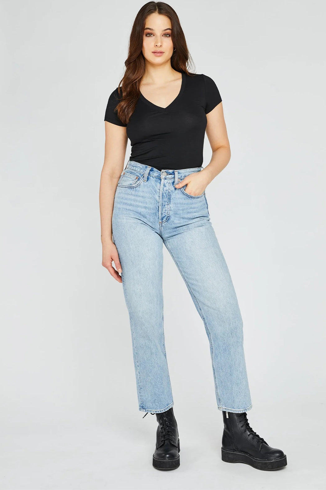Nellie Tee