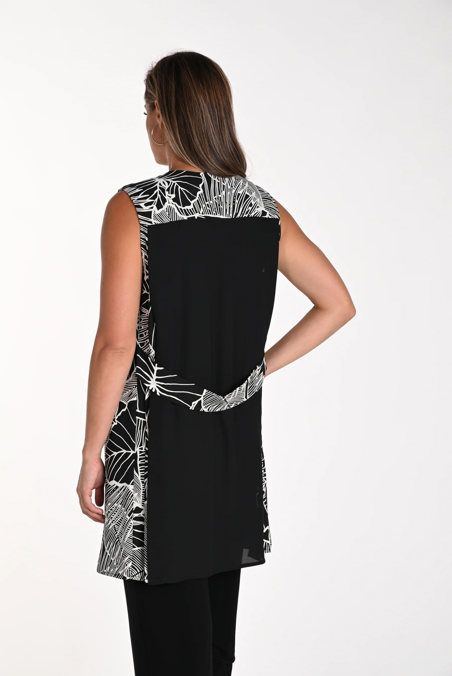 Frank Lyman Vest 241182