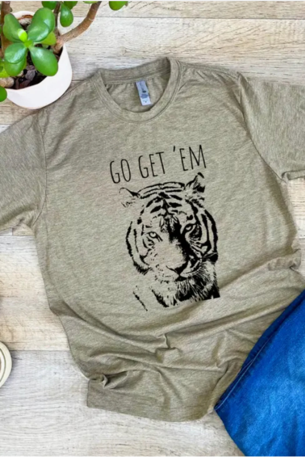 Go Get 'Em Tiger - Men's Tee