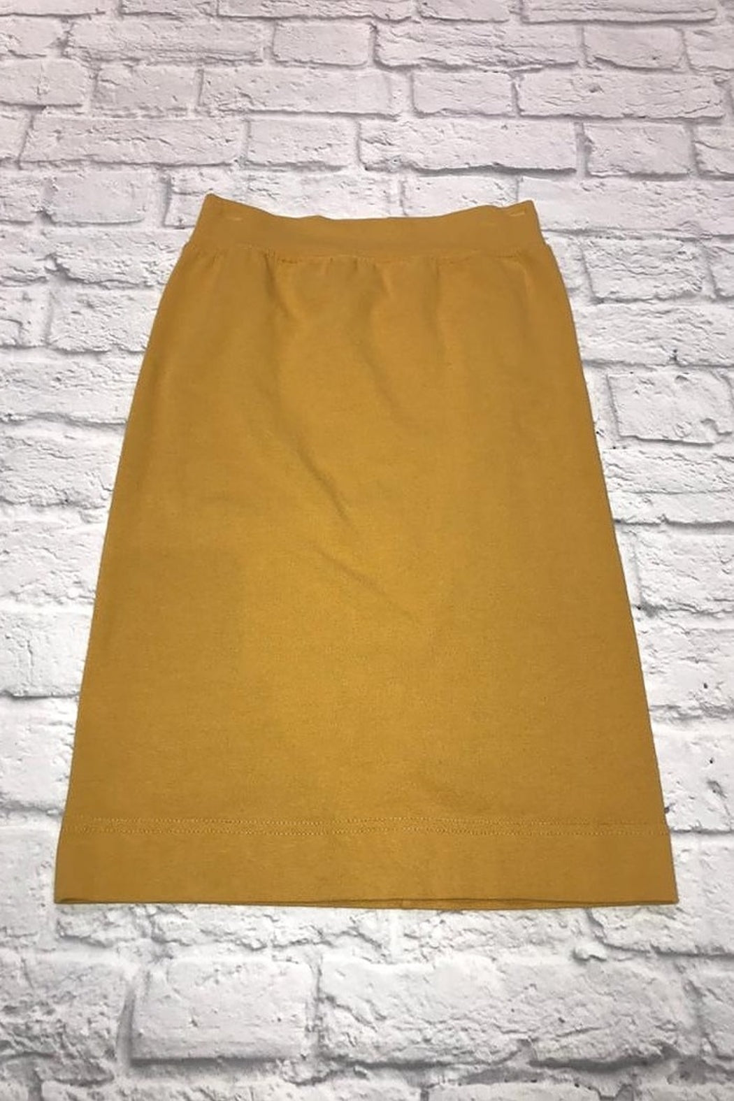 Hardtail pencil skirt
