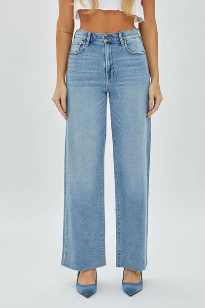 Logan Mid Rise Dad Jean
