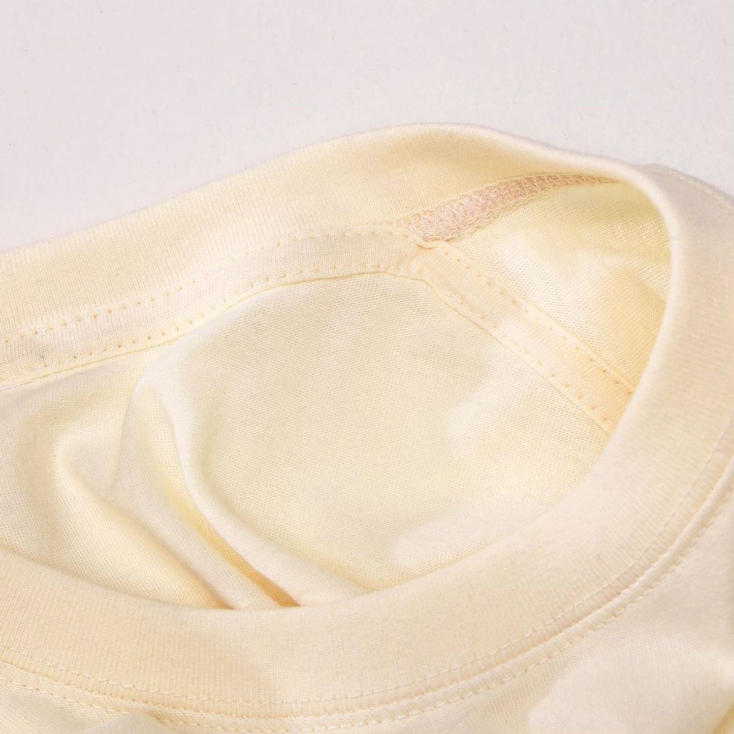 ESSNTIAL ELEMNTS Unisex Light Classic Tee