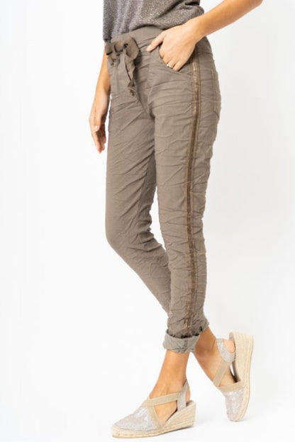 Jegging w/ Ribbon Side
