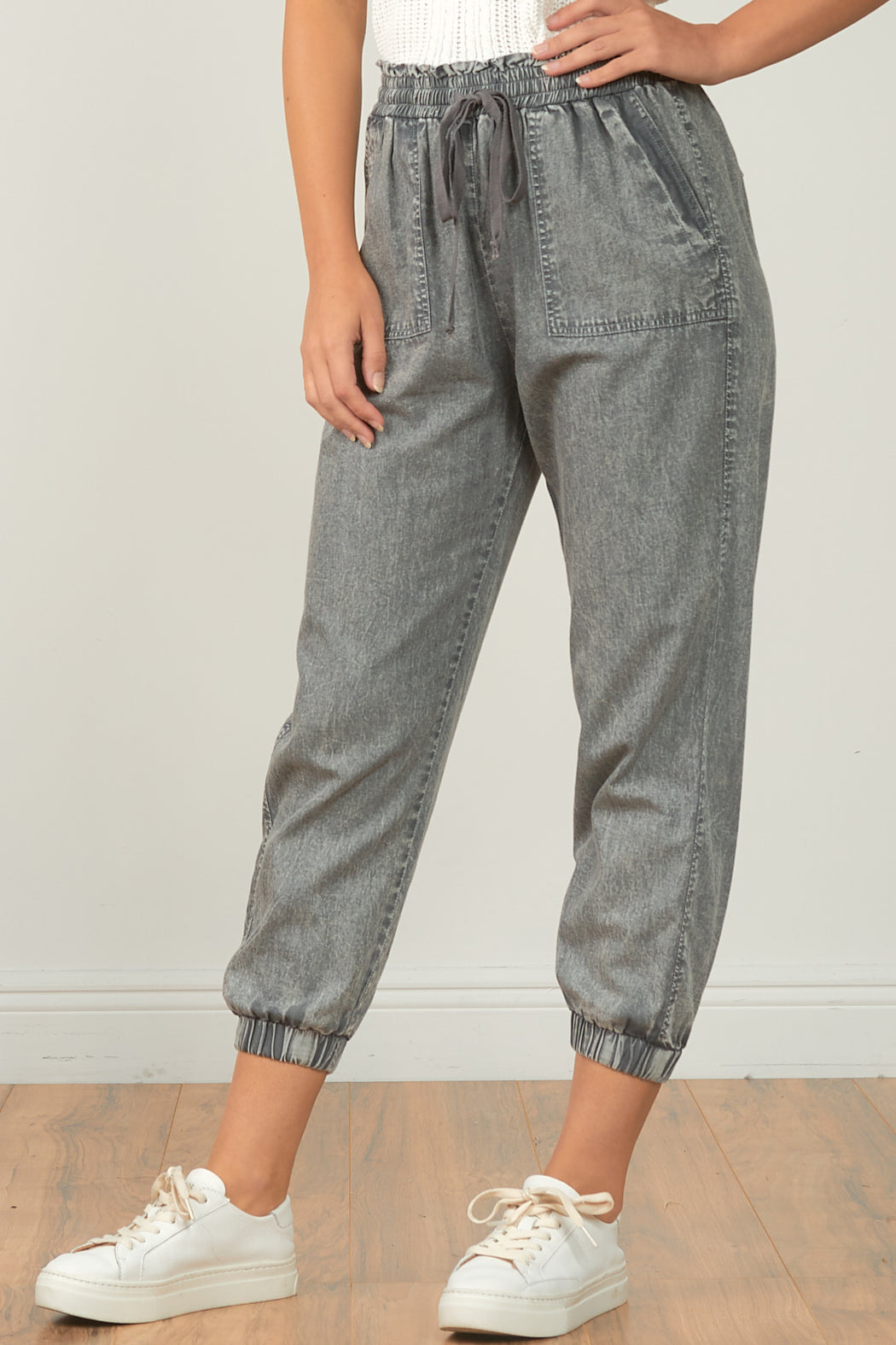 JOGGER PANTS
