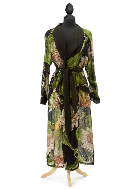 LADIES ROBE