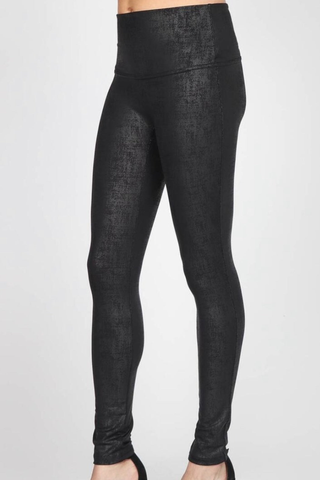 Leatherette distressed legging