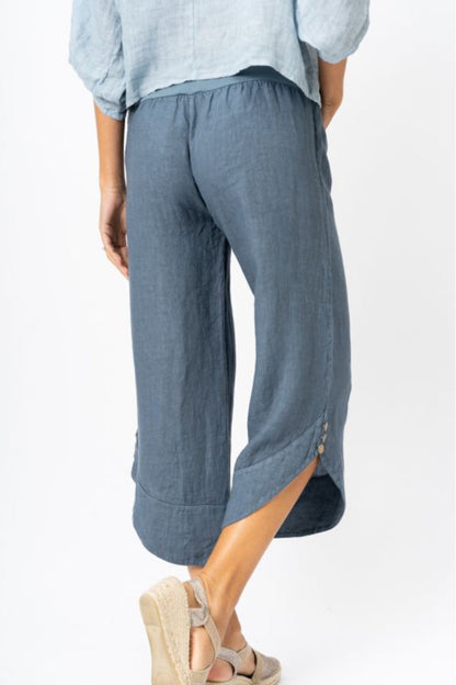 Linen Cropped Pants w/ 3 Buttons