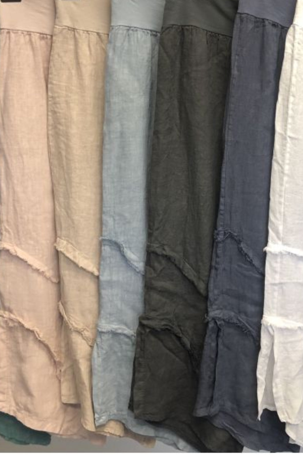 Linen Pants w/ Detail at Bottom