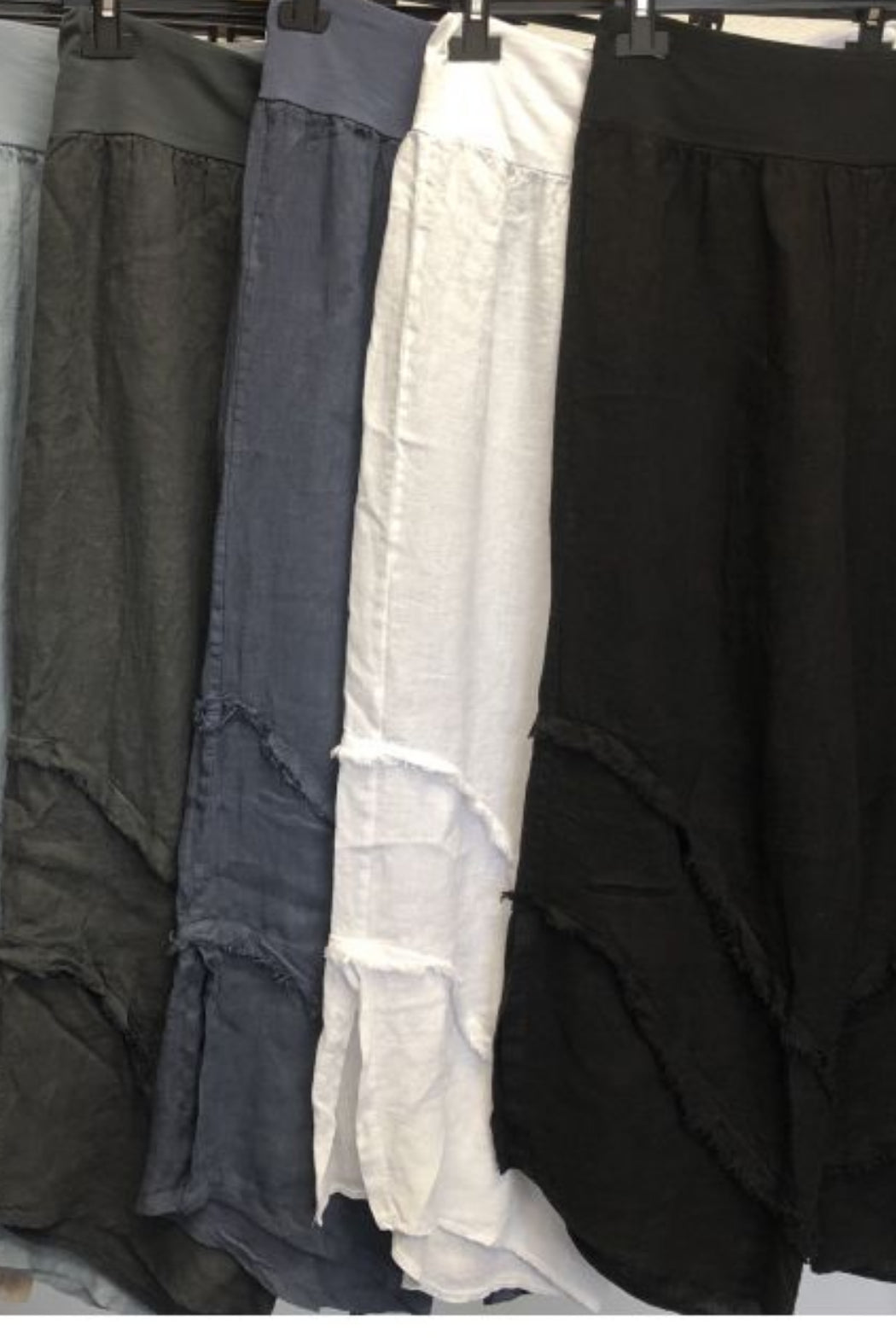 Linen Pants w/ Detail at Bottom