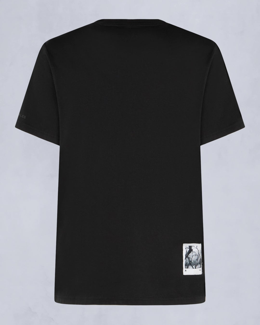 Moose Knuckles Mens Igneous Tee in Black