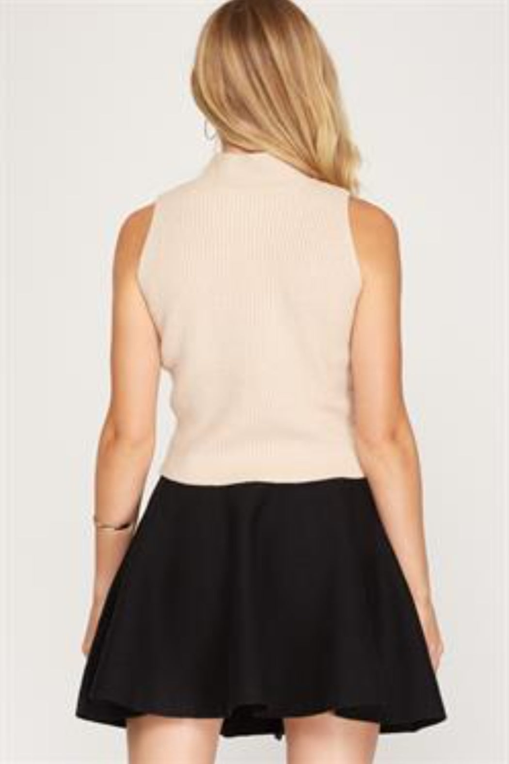 Mock Neck Sleeveless Sweater