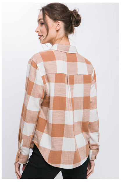 PLAID COLLARED SHIRT WITH FRONT POCKETS