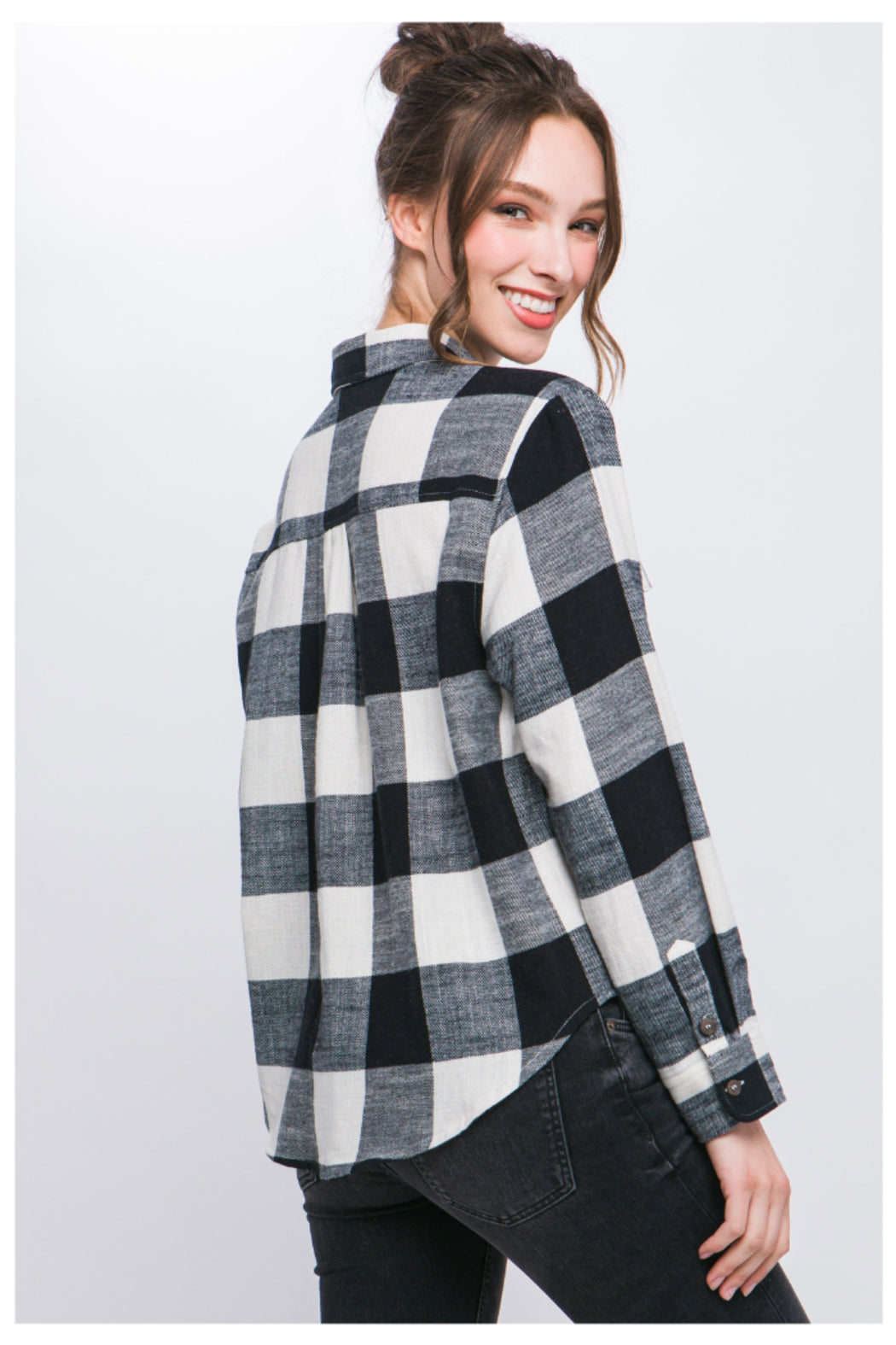 PLAID COLLARED SHIRT WITH FRONT POCKETS