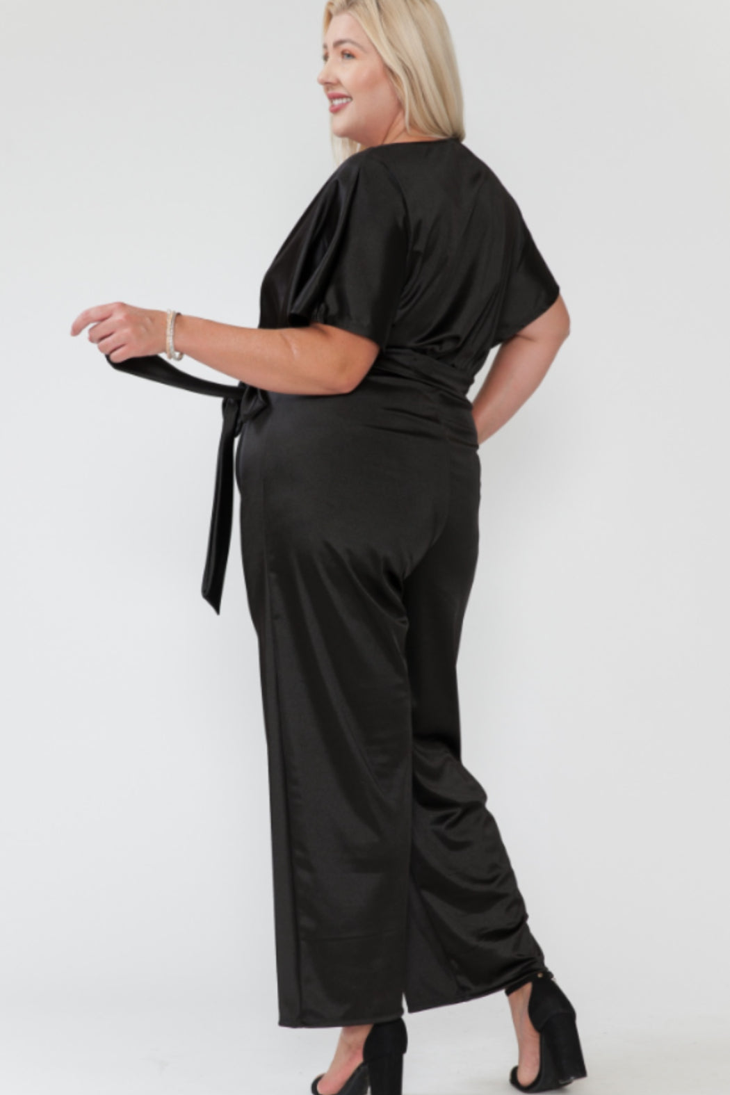 Plus Size Over Lap V Neck Waist Tie Wide Fit Jumpsuit