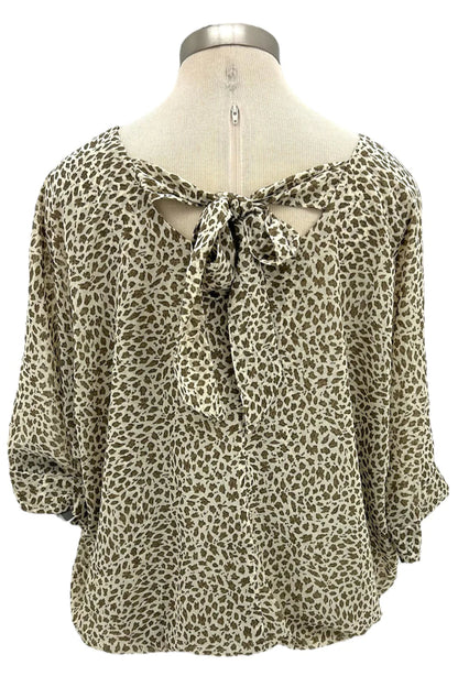 PRINT DOLMAN SLEEVE BOW BACK TOP