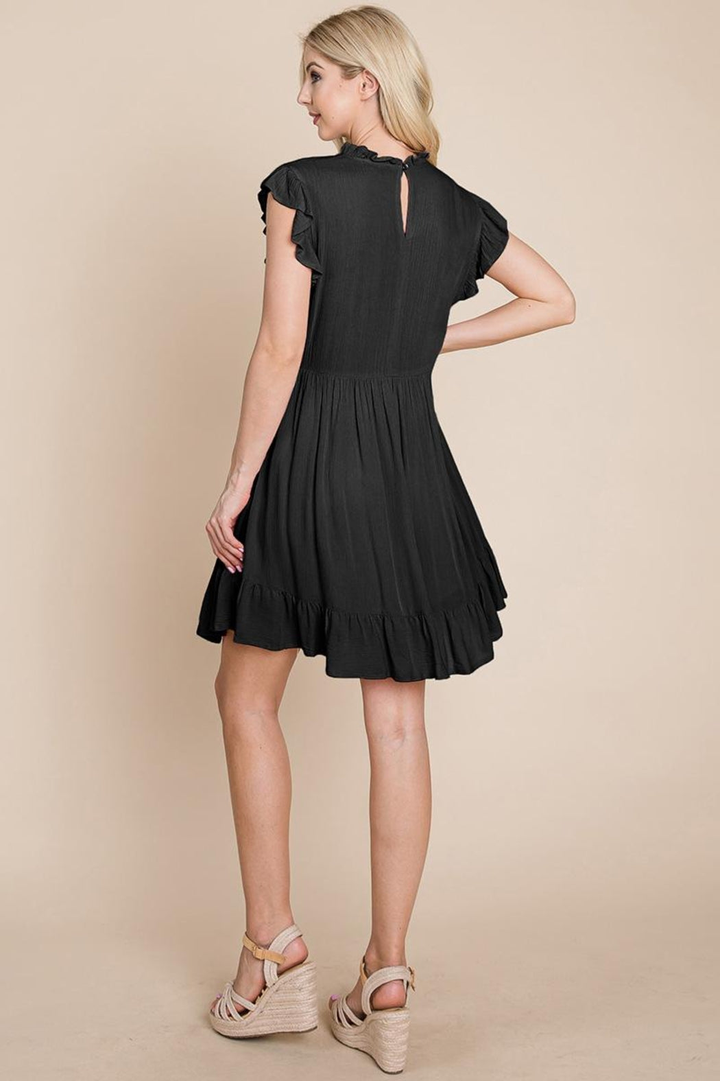 Ruffled Sleeveless Babydoll Dress With Pockets