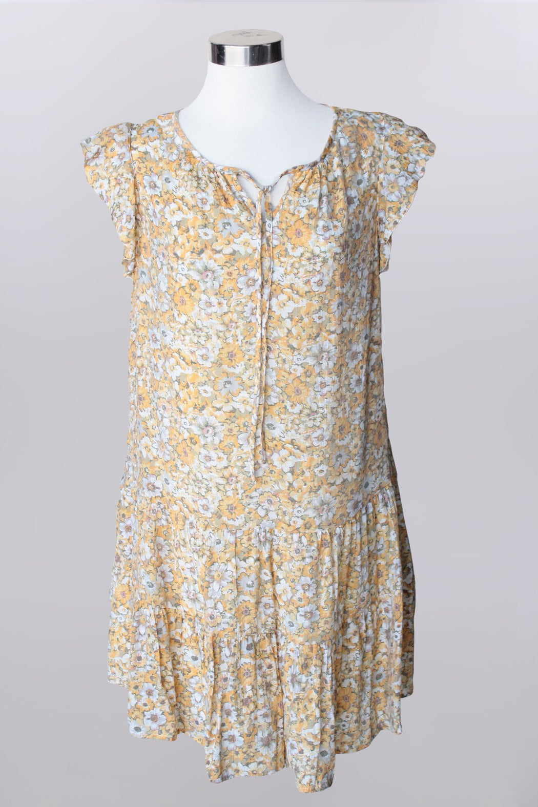 Rounded neck ruffle sleeve dress