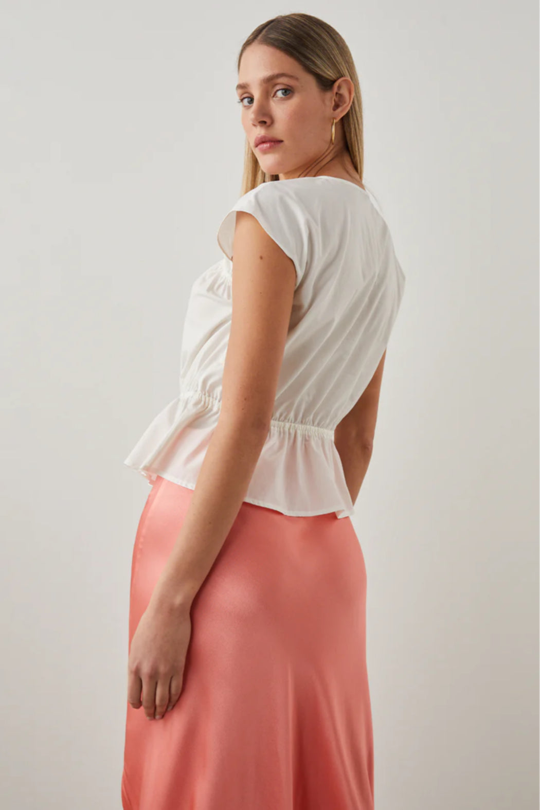 Savi White Top