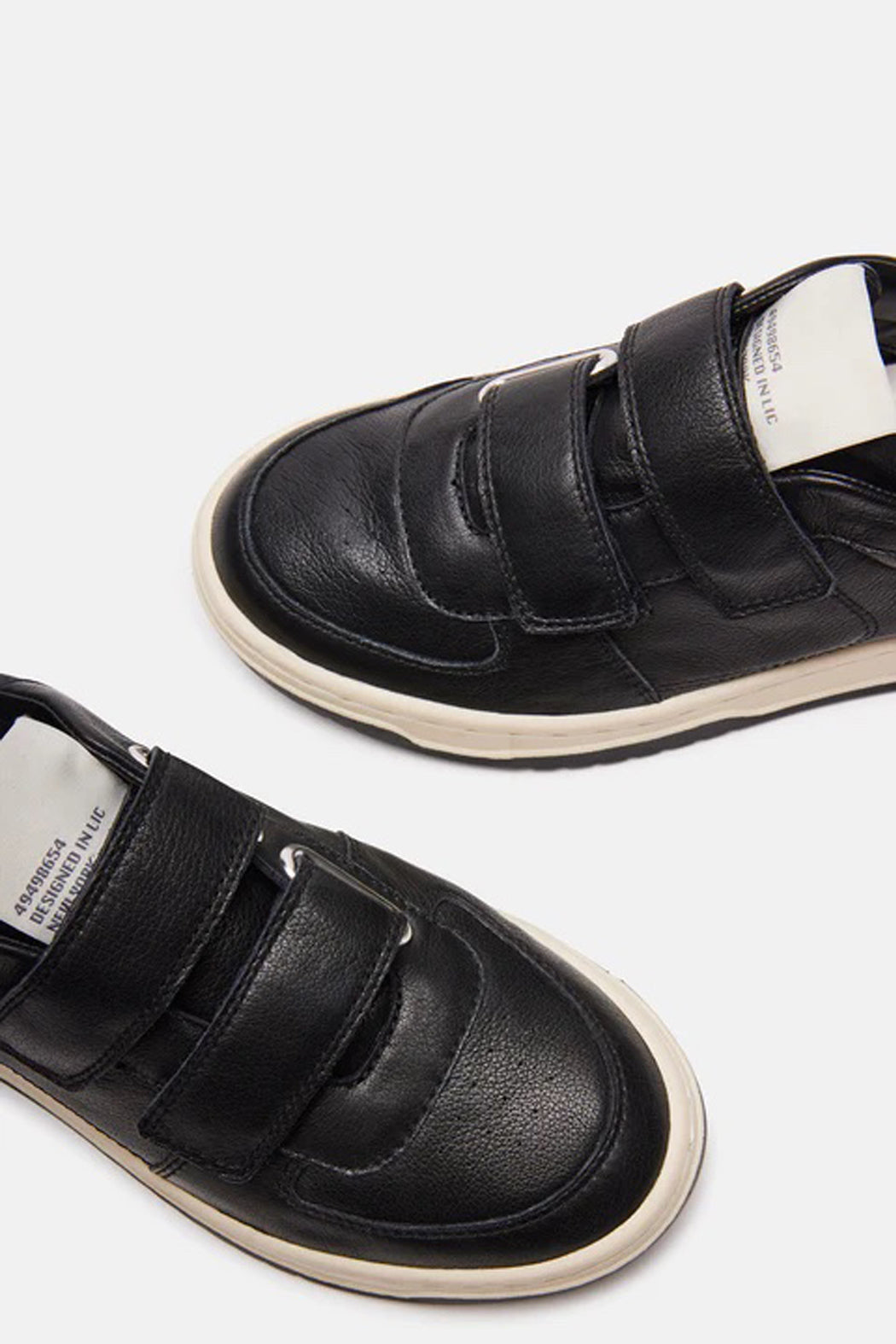 Emirie Sneaker