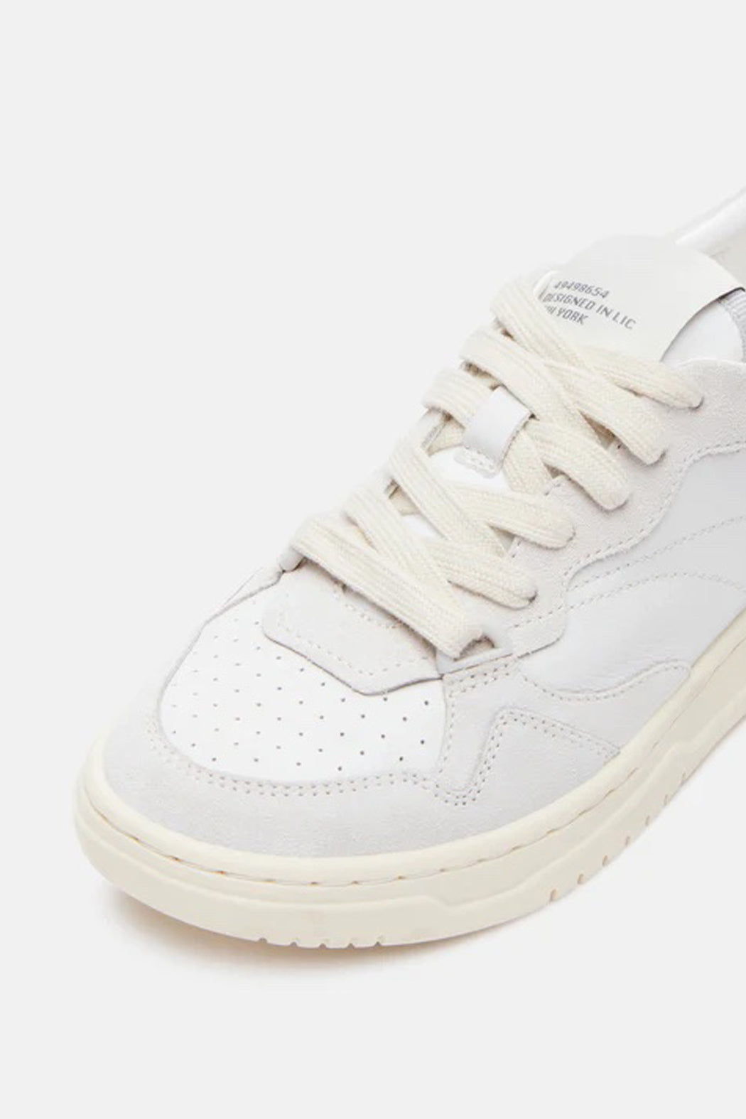 Everlie Sneaker