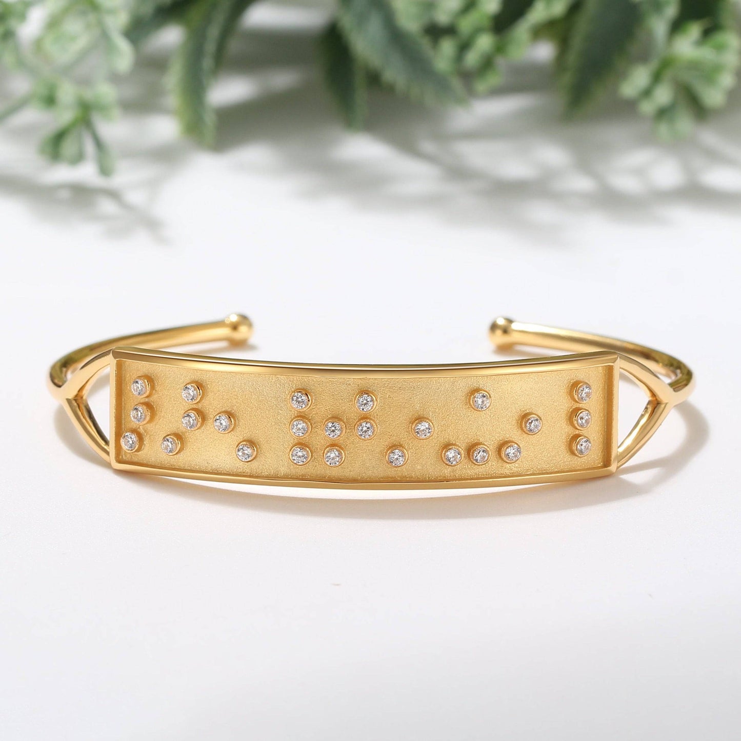 Touchstone Fearless Cuff Gold