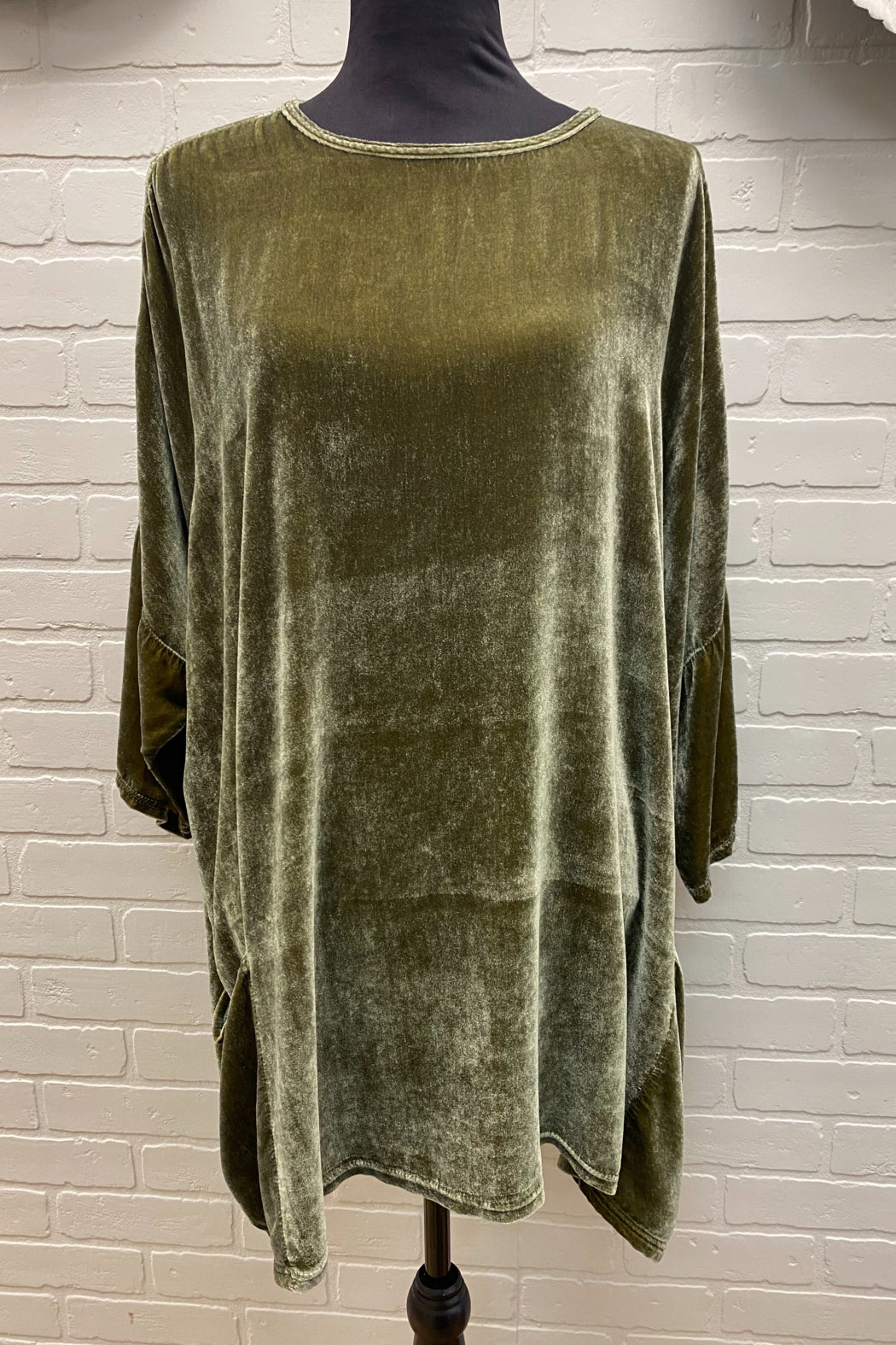 Velvet Pullover