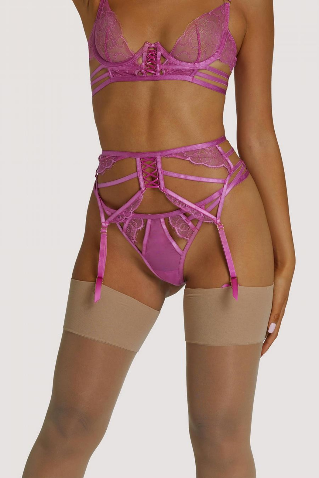Lace Caged Suspender