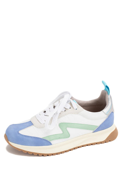 Ratna Sneakers